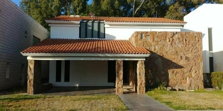 casa-en-renta-en-fraccionamiento-de-golf-exclusivo-en-san-luis-potosi-clasf-deportes-y-nautica-big-0