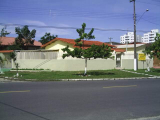 Casa de temporada em Parque Balneário Itanhaém, Itanhaém São Paulo. casa em Itanhaém . á 100m da praia , á 600m da colonia PM, á 900m da entrada da cidade e á 5 minutos do centro.