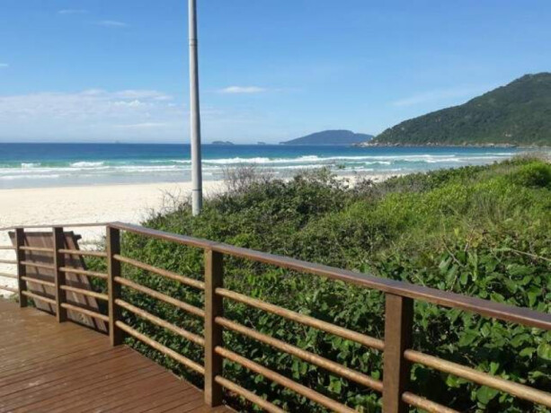 apartamento-de-temporada-em-praia-brava-florianopolis-santa-catarina-agbr-12-apartamento-em-praia-brava-florianopolis-big-0