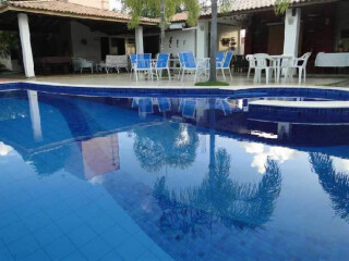 Casa de temporada em Guarajuba, Camacari Bahia. Guarajuba - Próxima ao centro - Casa 74 - Piscina e Churrasqueira a 300 metros do mar